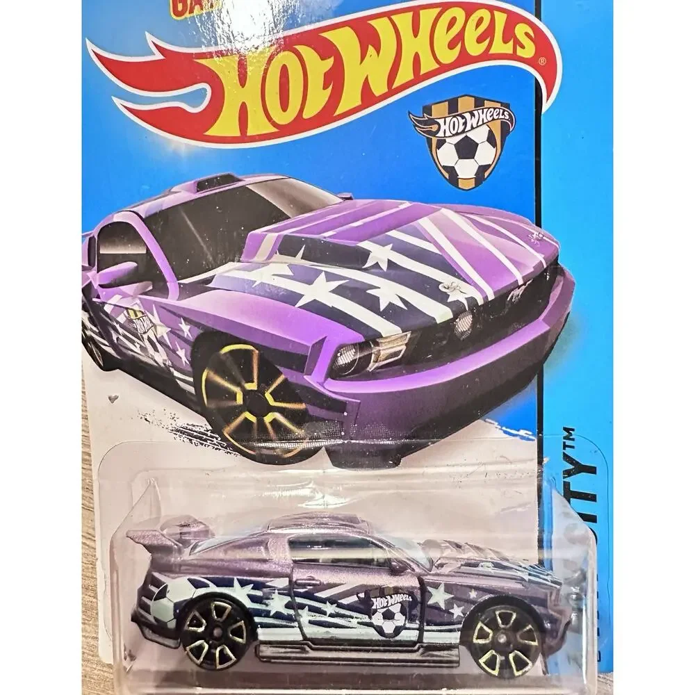 2014 Hot Wheels HW City-HW Goal CUSTOM 12' FORD MUSTANG Lavender New H6